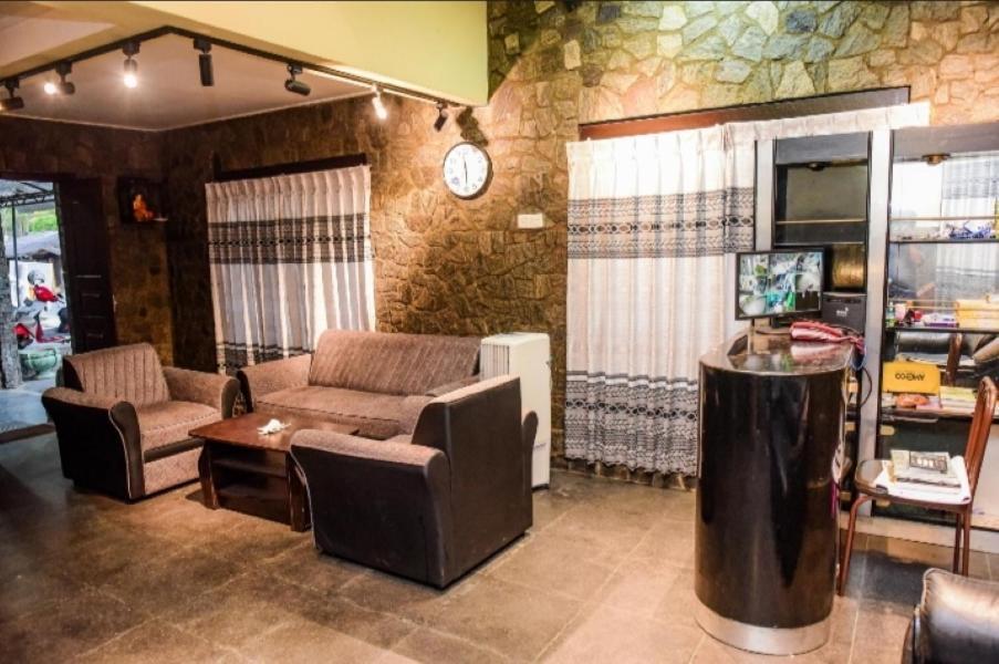 Kandy Paradise Hotel & Spa Gelioya Zewnętrze zdjęcie